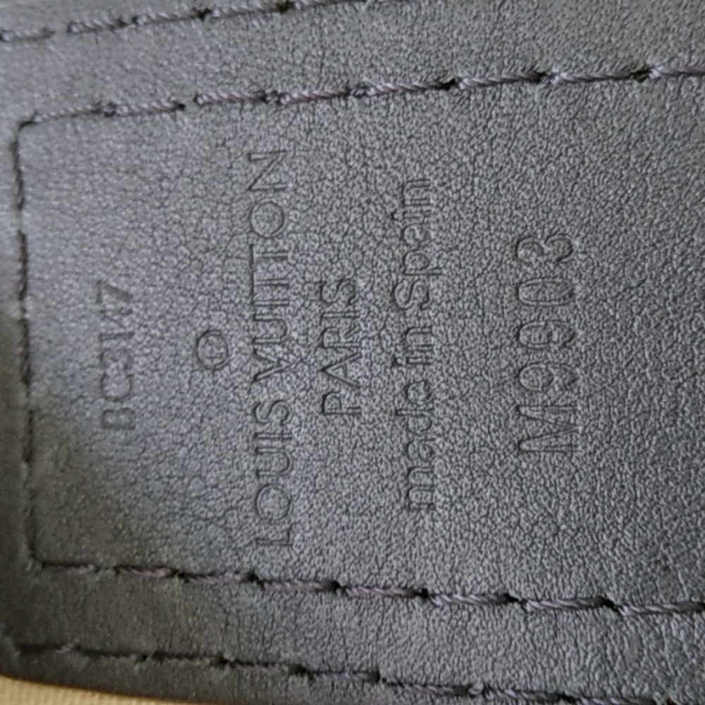 Louis Vuitton men's Utah leather belt  size 95/38 - Picture 3 of 8
